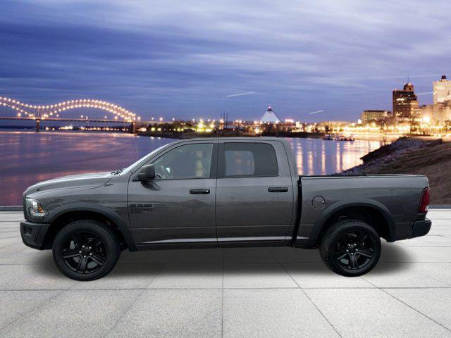 2022 ram 1500 classic warlock crew cab 4x4 5'7' box