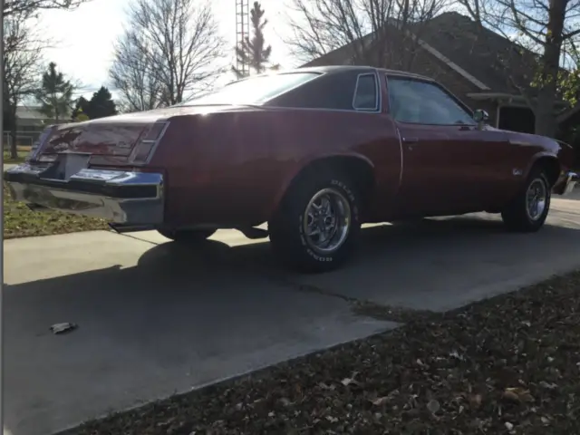 1976 oldsmobile cutlass 350 v-8