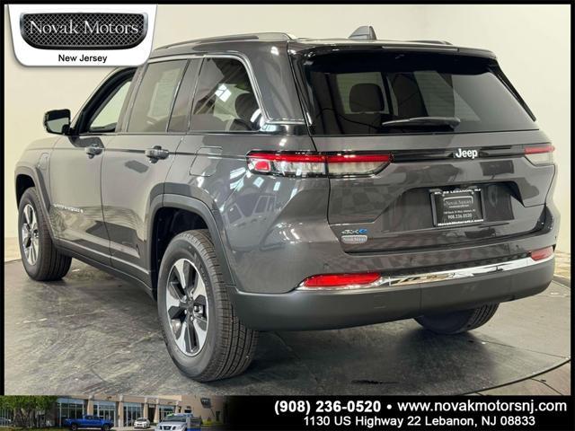 2023 jeep grand cherokee 4xe base