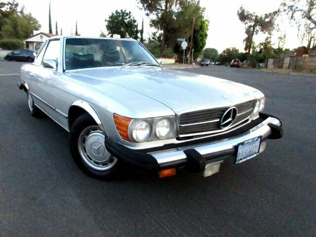 1976 mercedes-benz 0 silver automatic