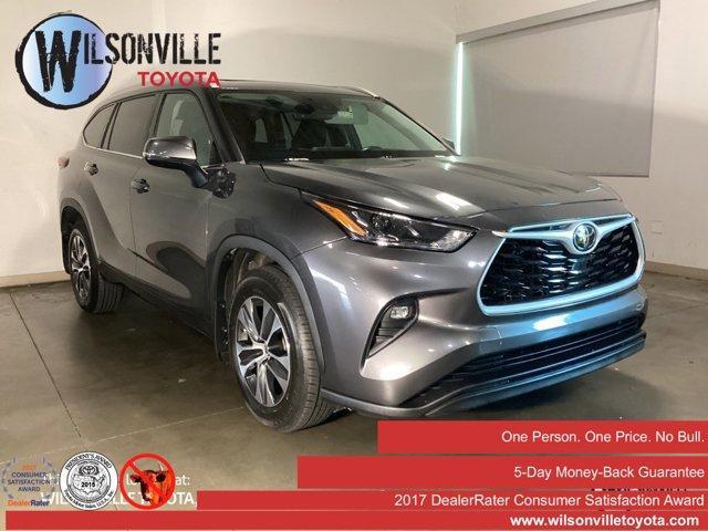 2022 toyota highlander xle
