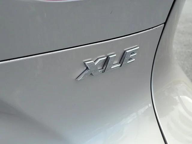 2023 toyota venza xle