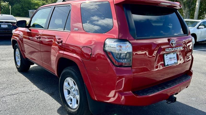 2022 toyota 4runner sr5