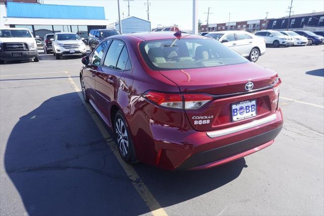 2022 toyota corolla hybrid le