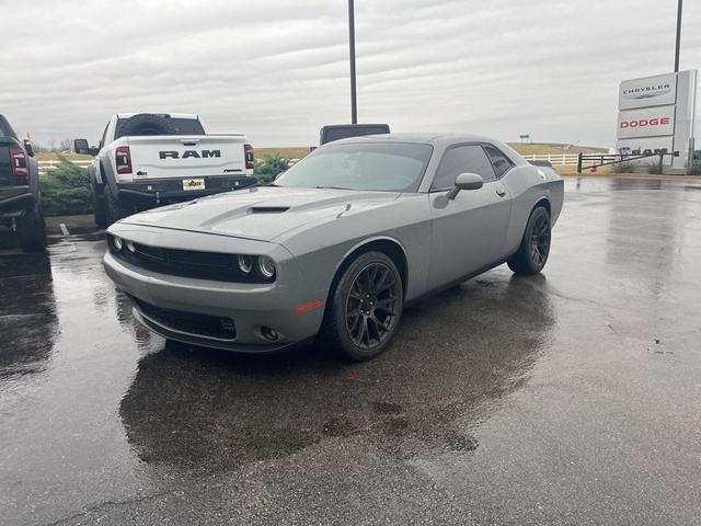 2017 dodge challenger r/t