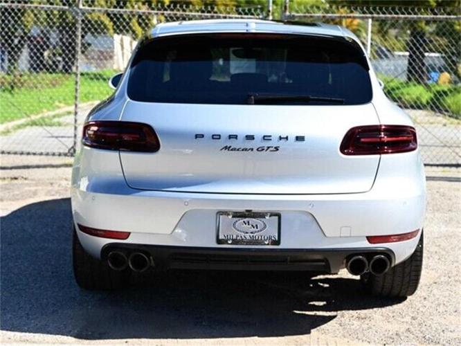 2017 porsche macan in santa barbara, california