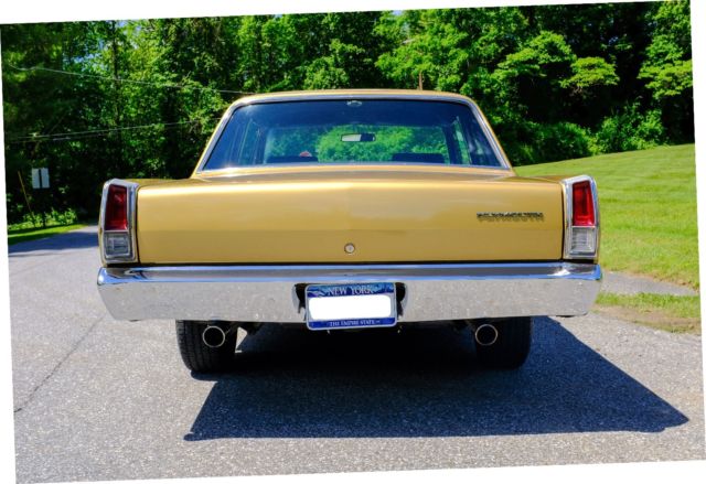 1969 plymouth valiant sedan