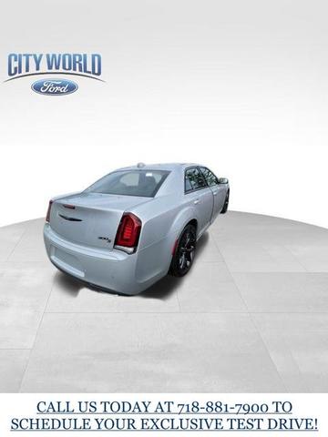 2021 chrysler 300 s