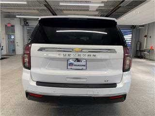 2022 Chevrolet Suburban lt