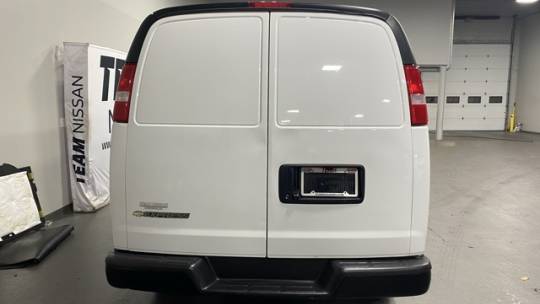 2023 chevrolet express 2500