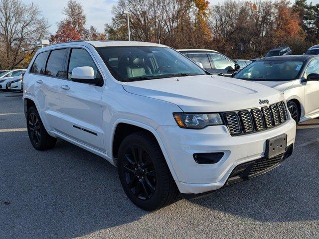 2017 jeep grand cherokee altitude