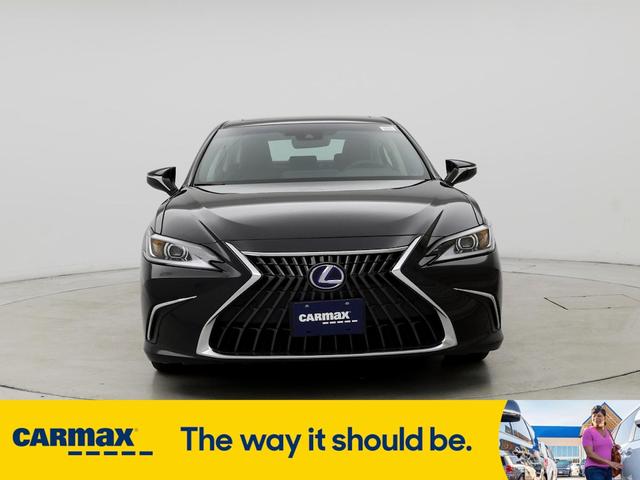2022 lexus es 300h