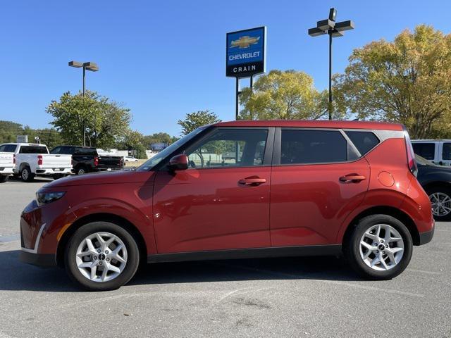 2024 kia soul lx