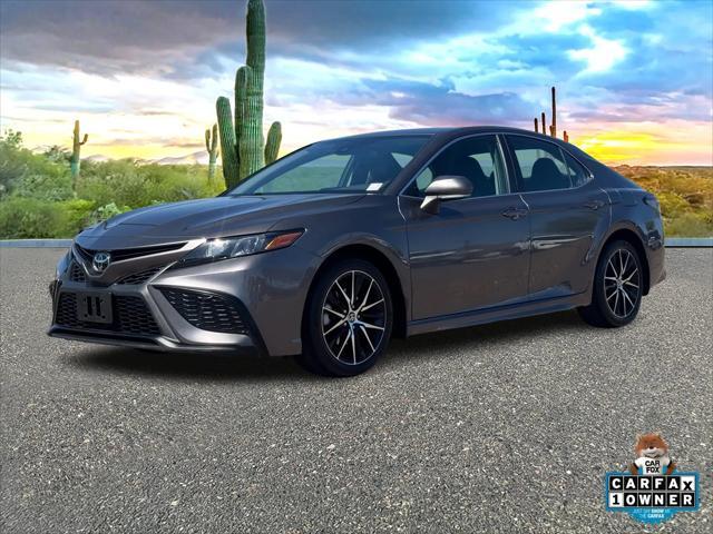 2022 toyota camry se