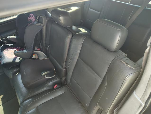 2004 nissan armada se