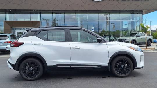 2022 Nissan Kicks