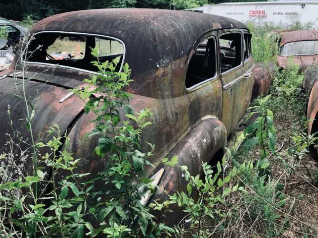 1946 cadilliac limousine