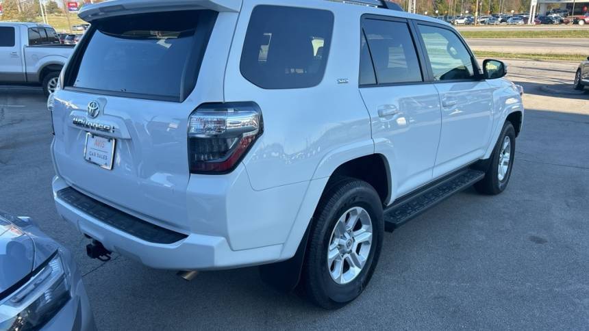 2024 toyota 4runner sr5 premium