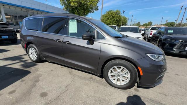 2022 chrysler pacifica touring l