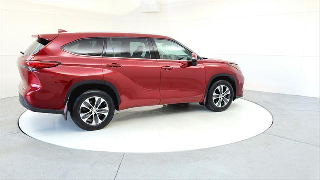 2020 toyota highlander xle