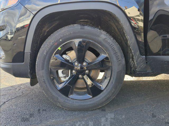 2023 jeep cherokee altitude lux 4x4