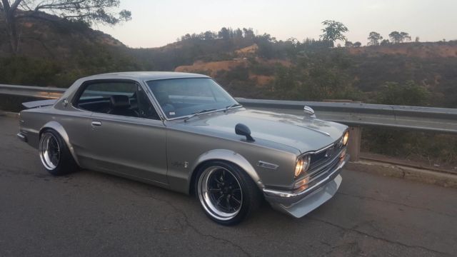nissan gt-r skyline 2000gtx hakosuka