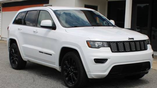 2020 Jeep Grand Cherokee altitude
