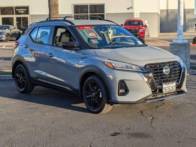 2024 nissan kicks sr