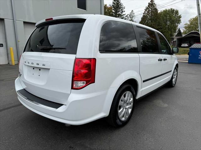 2014 dodge grand caravan avp/se