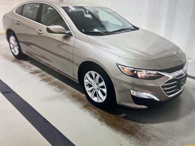 2022 chevrolet malibu fwd lt