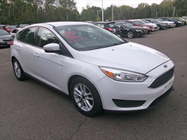 2017 ford focus se
