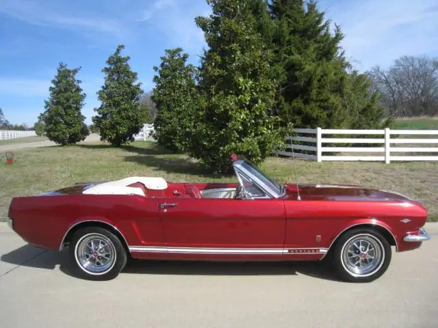 1965 ford mustang gt convertible 289 v8 auto w/ powersteering / pony interior