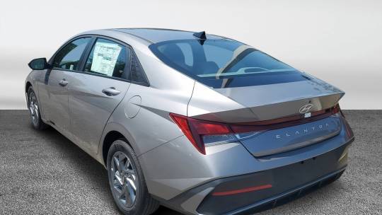 2024 Hyundai Elantra
