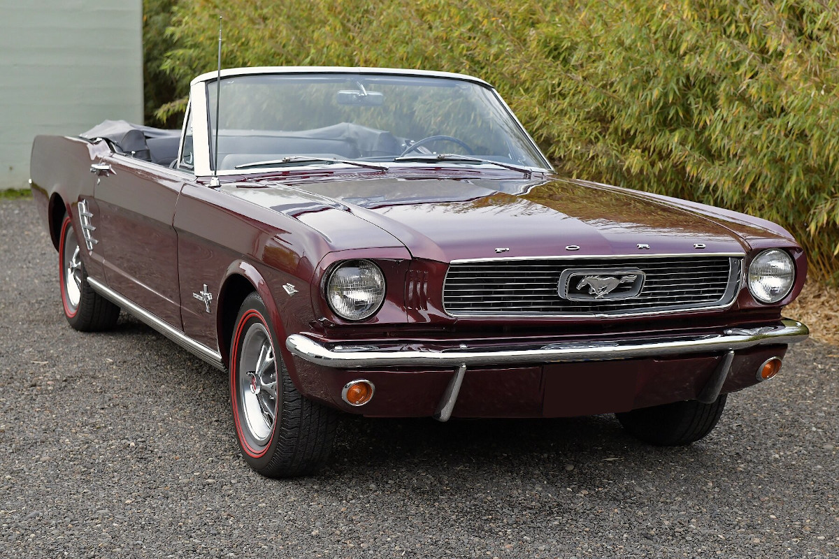ford mustang