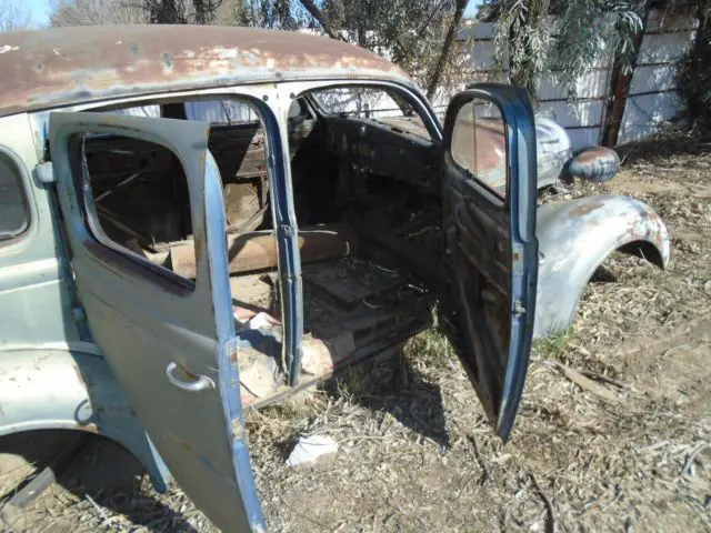 1937 plymouth suicide 4 dr sedan body and frame street rod project very straight