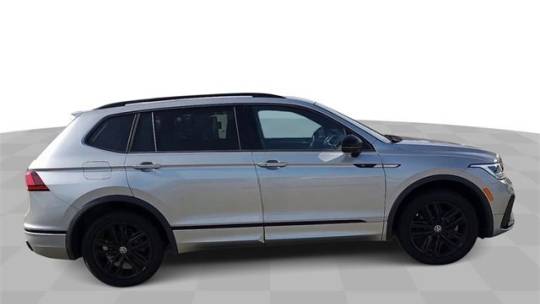 2022 volkswagen tiguan se r-line black 4motion