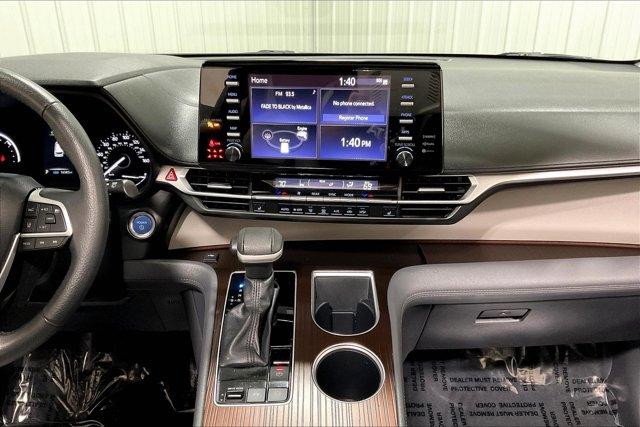 2023 toyota sienna xle