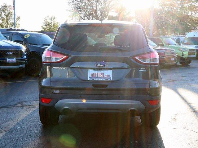 2016 ford escape se