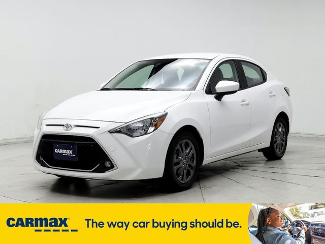 2019 toyota yaris sedan le