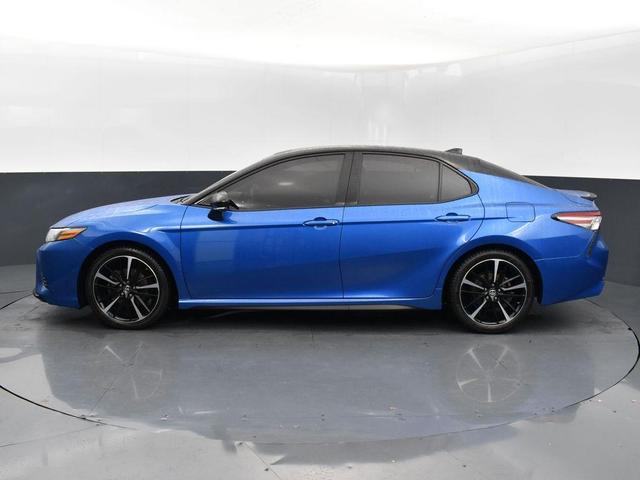 2019 toyota camry xse