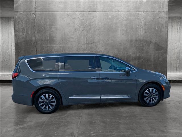 2022 chrysler pacifica hybrid limited