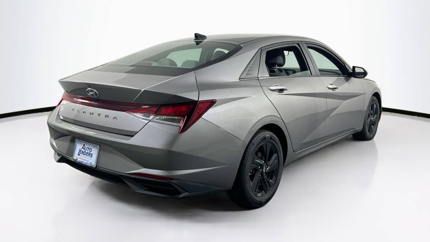 2021 hyundai elantra sel