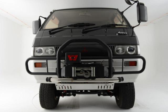 1992 mitsubishi delica 4wd manual transmission !!!