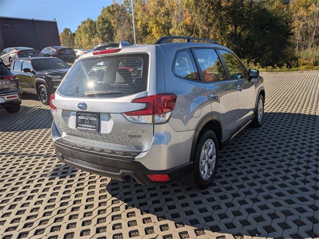 2021 subaru forester base