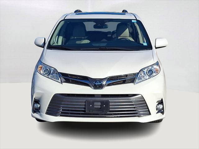 2020 toyota sienna xle premium