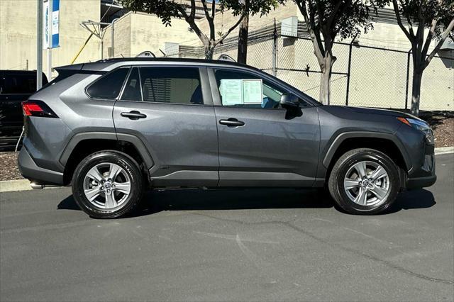 2024 toyota rav4 hybrid le
