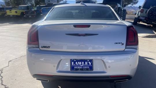 2023 Chrysler 300