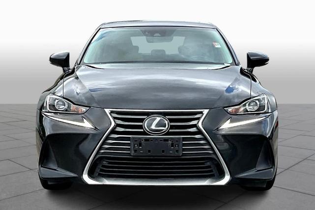 2018 lexus is 300 base