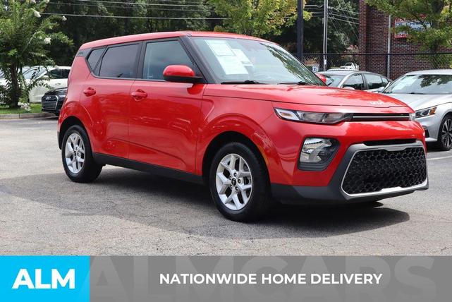 2022 kia soul lx