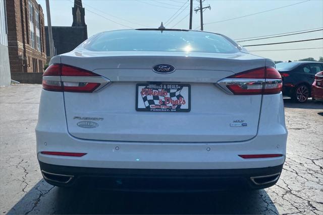 2019 ford fusion se